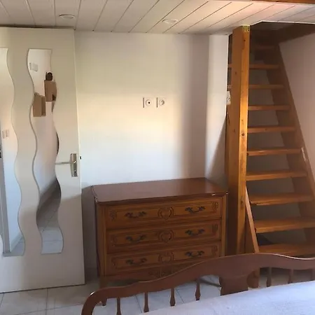 Pavillon 3 Avec Veranda Et Climatisation. Sorède