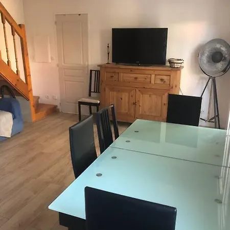 Pavillon 3 Avec Veranda Et Climatisation. Holiday home Sorede