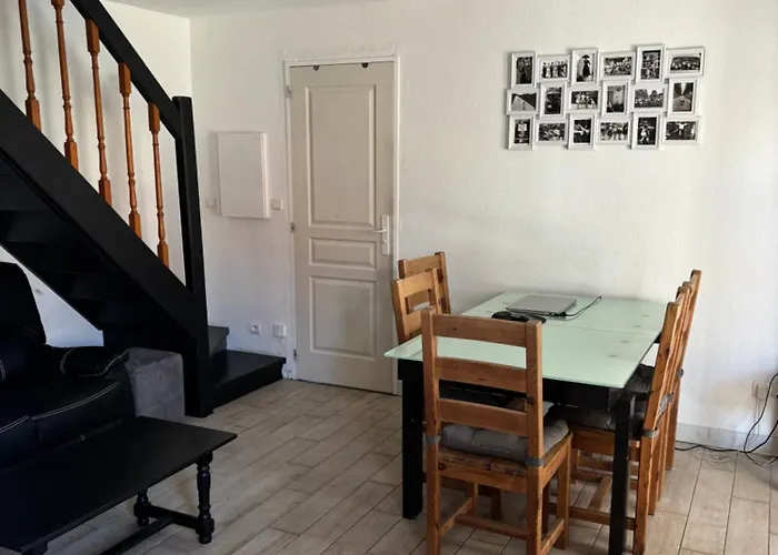 Pavillon 3 Avec Veranda Et Climatisation. * Sorède